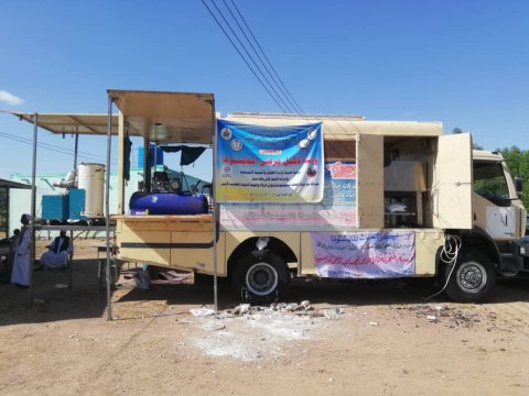 The mobile prostheses workshop working at the village. The mobile prostheses workshop working at the village.