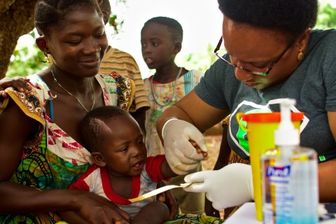 Mapping NTDs and Malaria on the Bijagos Archipelago of Guinea Bissau, July 2018, the London School of Hygiene and Tropical Medicine. Credit: Thomas Sammut Mapping NTDs and Malaria on the Bijagos Archipelago of Guinea Bissau, July 2018, the London School of Hygiene and Tropical Medicine. Credit: Thomas Sammut